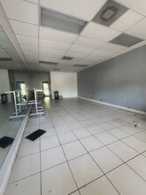 13152 W Dixie Hwy, North Miami, FL for lease Building Photo- Image 2 of 13