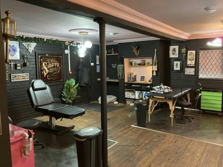 Station Rd, Nottingham for sale - Interior Photo - Image 3 of 27