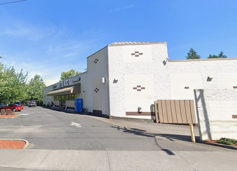 4346 NE Cully Blvd, Portland, OR for lease - Building Photo - Image 3 of 4