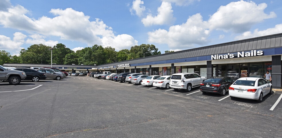 3485 Poplar Ave, Memphis, TN for lease - Building Photo - Image 2 of 8