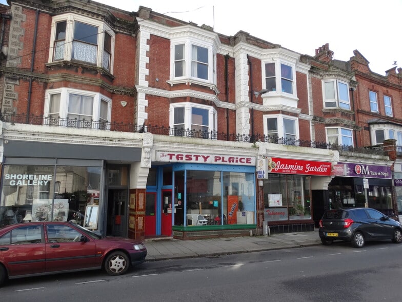 63 Rowlands Rd, Worthing for sale - Building Photo - Image 1 of 1