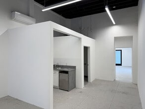 4624-4626 W Washington Blvd, Los Angeles, CA for lease Building Photo- Image 2 of 7