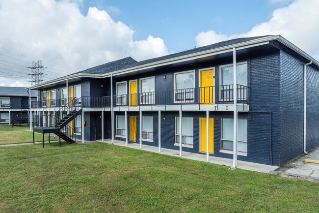 More details for 3500 Decker Dr, Baytown, TX - Multifamily for Sale