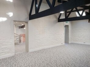 18 Monmouth Pl, Bath for lease Interior Photo- Image 2 of 2