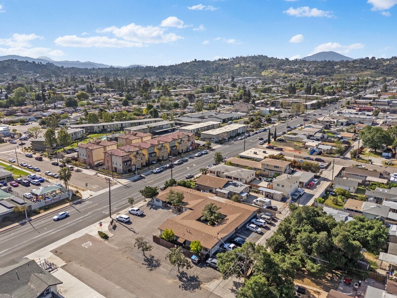 504-514 S Magnolia Ave, El Cajon, CA for sale - Building Photo - Image 3 of 10