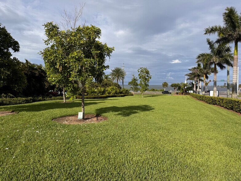 7255 U.S. Rte 1, Grant, FL for sale - Building Photo - Image 2 of 10