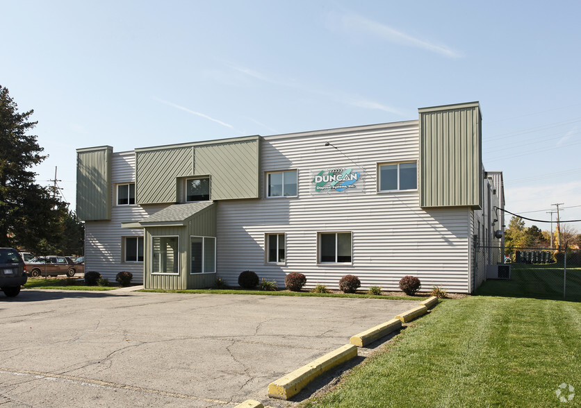 23333 Griswold Rd, South Lyon, MI for sale - Building Photo - Image 1 of 1