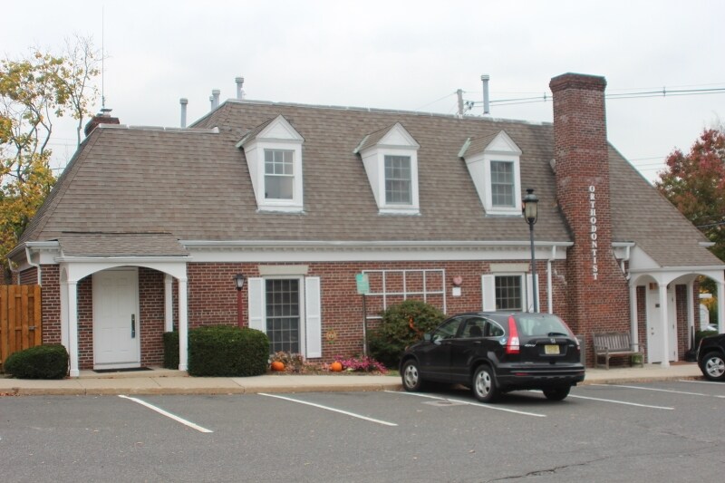 65 S Maple Ave, Basking Ridge, NJ for sale - Primary Photo - Image 1 of 1