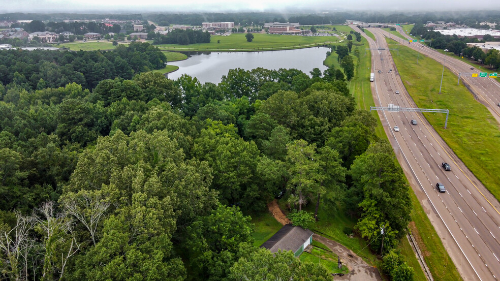 159 Lakeview Drive, Madison, MS for sale - Aerial - Image 1 of 36