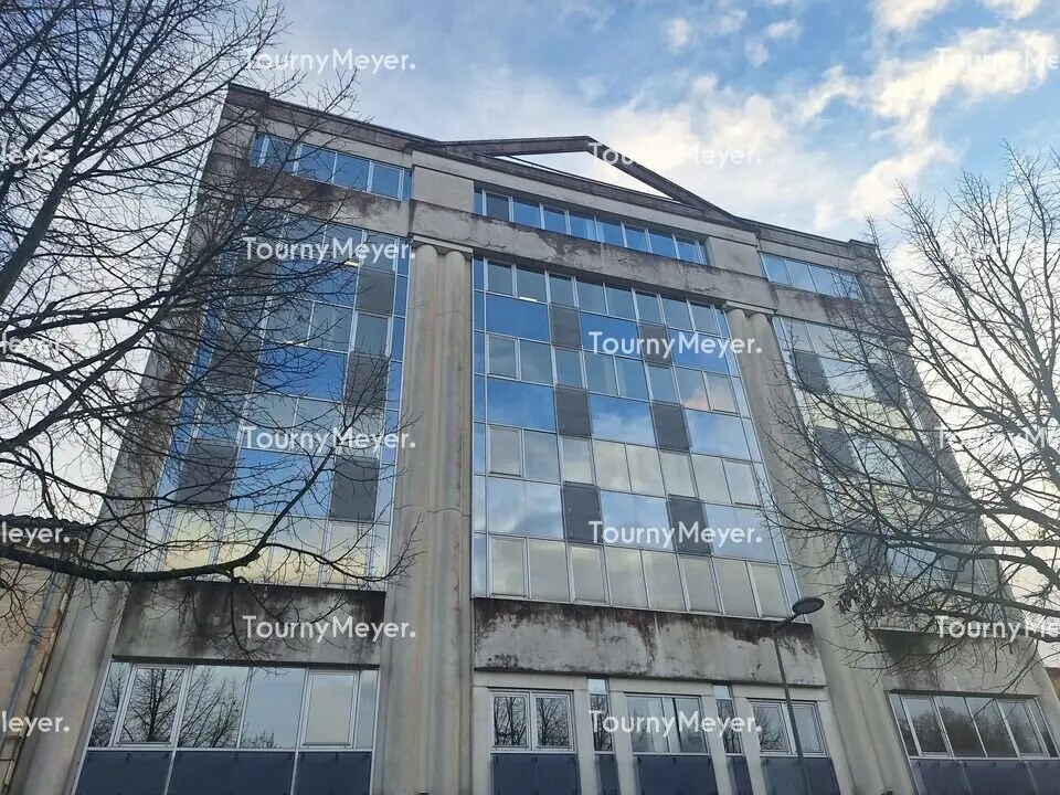 Office in Bordeaux for lease Building Photo- Image 1 of 8