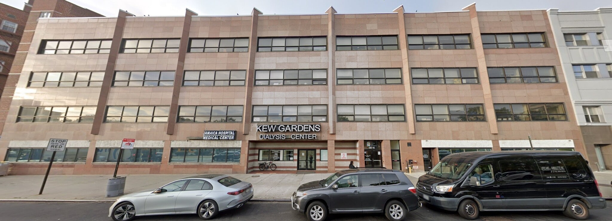 120-46 Queens Blvd, Kew Gardens, NY for lease Building Photo- Image 1 of 2