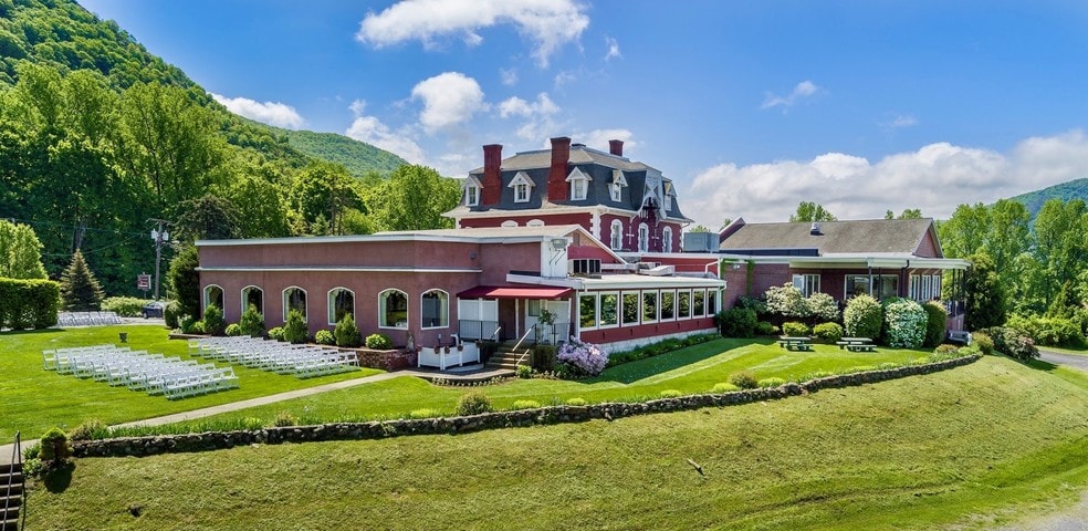 263 Route 9D, Beacon, NY for sale - Primary Photo - Image 1 of 1