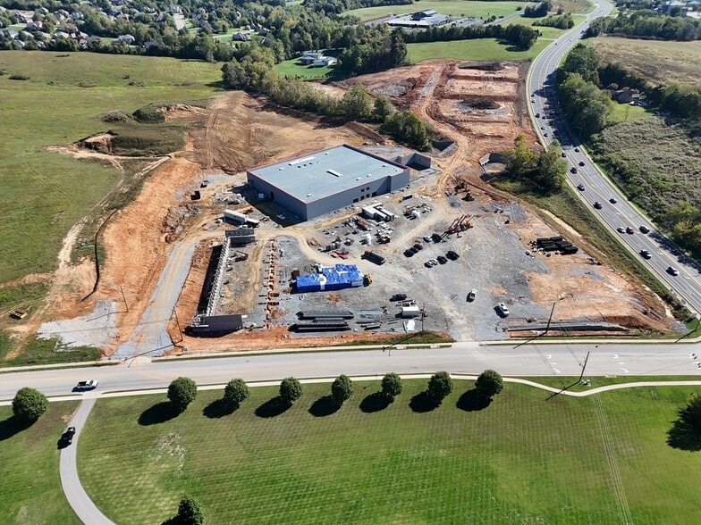 2300 Ring Rd, Elizabethtown, KY for lease - Building Photo - Image 2 of 2