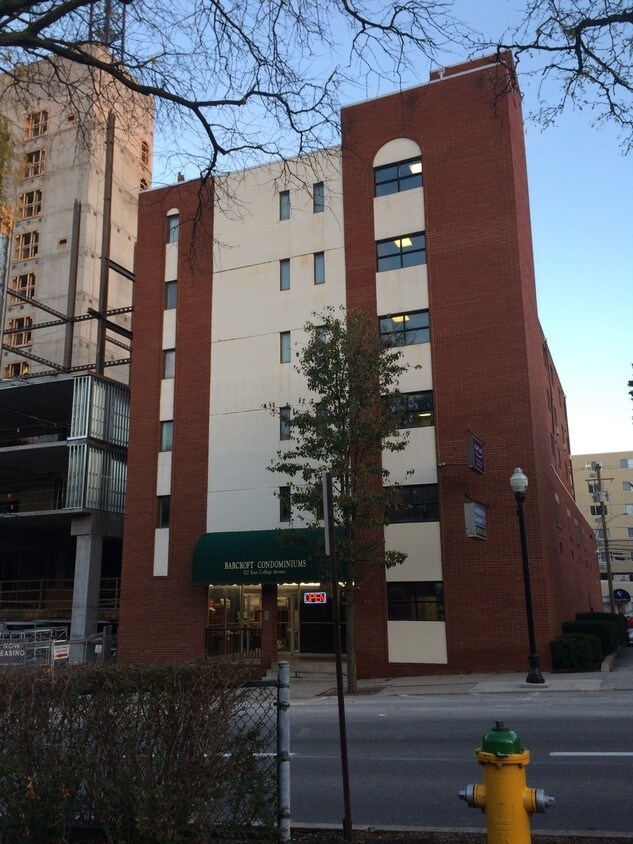 522 E College Ave, State College, PA, 16801 Storefront Property For