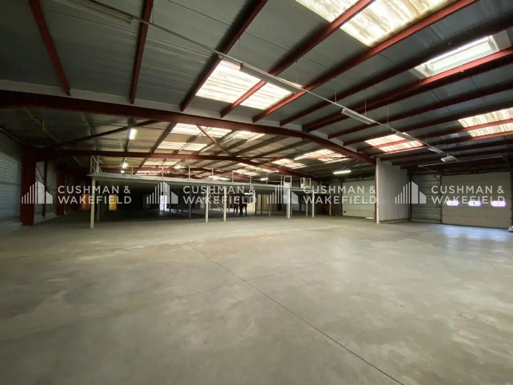 Flex in GEISPOLSHEIM for lease Interior Photo- Image 1 of 10