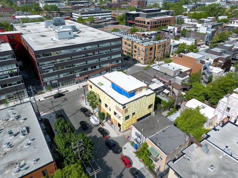 95 Rue Saint-Zotique O, Montréal, QC for lease - Aerial - Image 2 of 3