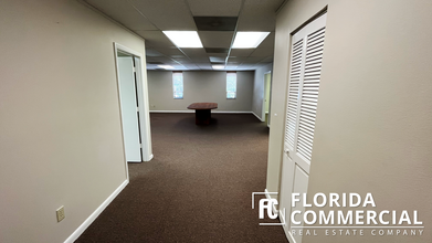 3727 SE Ocean Blvd, Stuart, FL for lease Interior Photo- Image 2 of 14