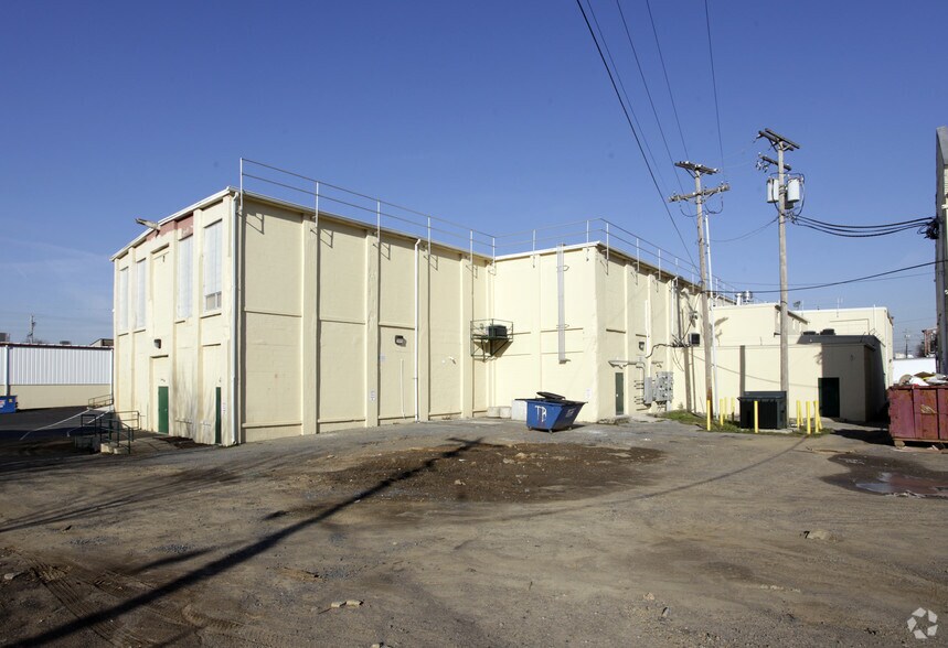 810 E Oley St, Reading, PA for sale - Building Photo - Image 2 of 10