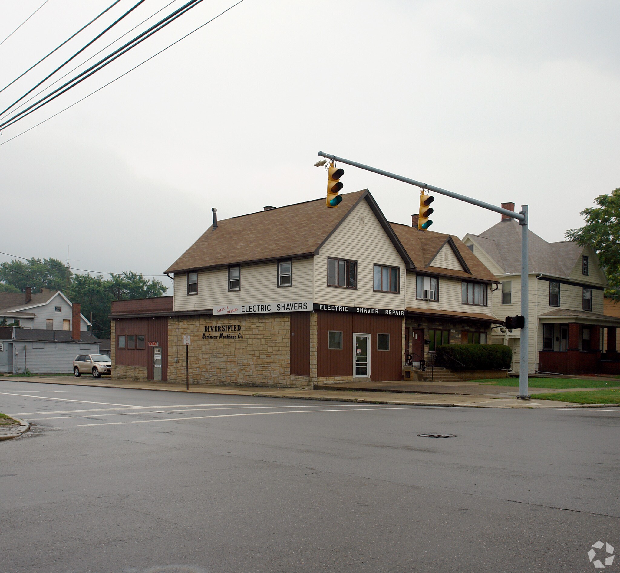 600 Dueber Ave SW, Canton, OH for sale Primary Photo- Image 1 of 1