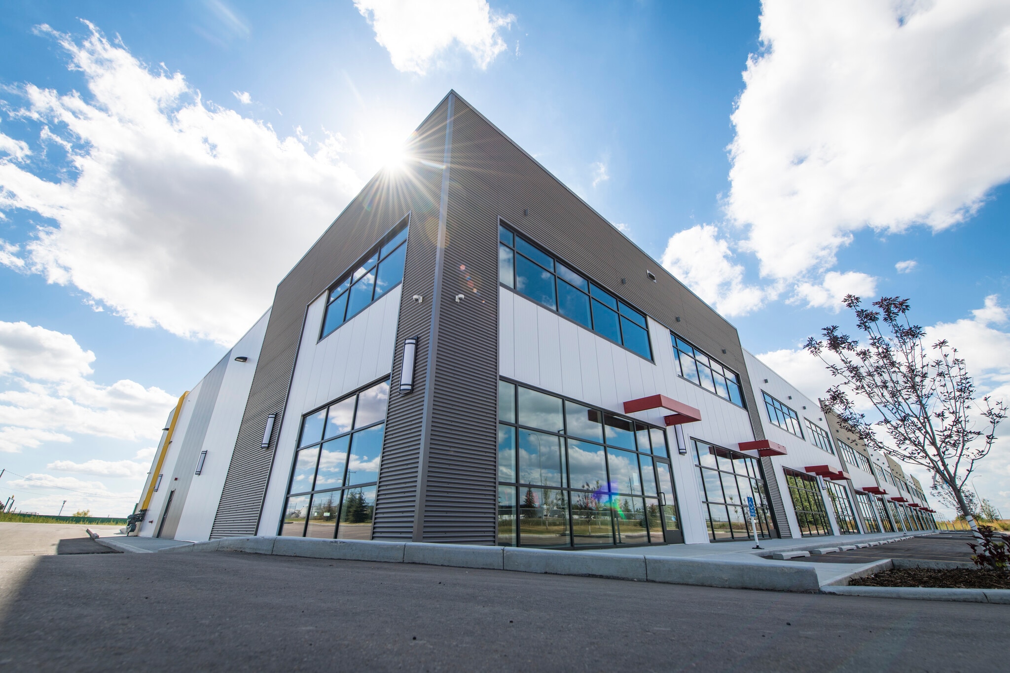 8489 40 St SE, Calgary, AB for sale Building Photo- Image 1 of 1