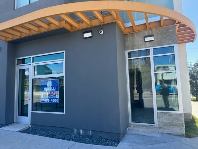 11588-11590 W Pico Blvd, Los Angeles, CA for lease - Building Photo - Image 3 of 16