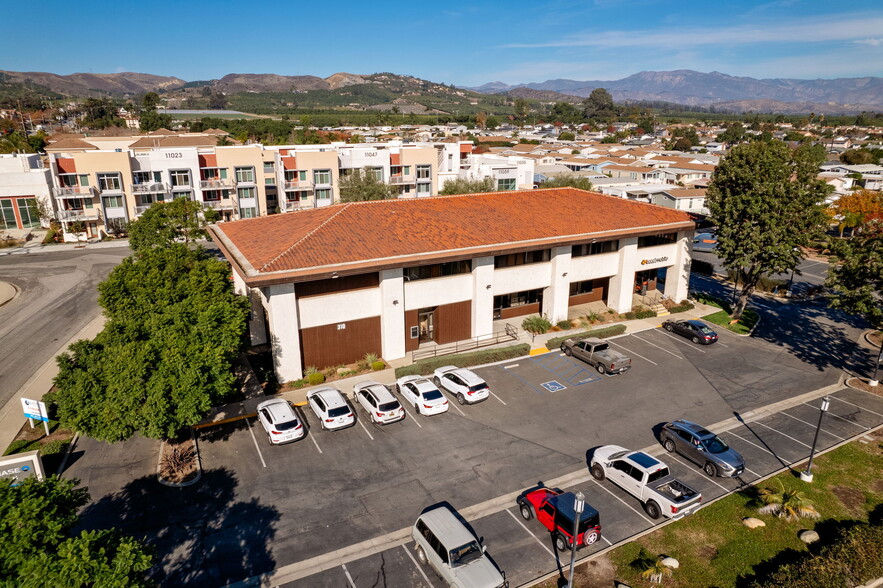 310 S Wells Rd, Ventura, CA for lease - Building Photo - Image 1 of 22