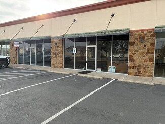 More details for 102 W Dallas St, Llano, TX - Office/Retail for Lease