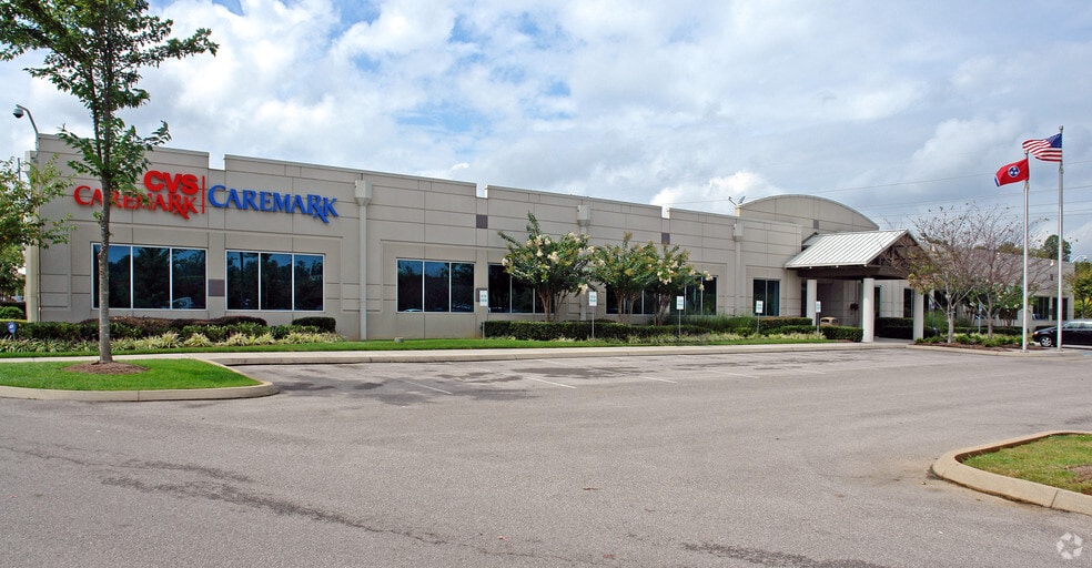 2401 Cherahala Blvd, Knoxville, TN for lease - Building Photo - Image 2 of 6