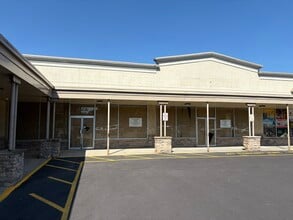 3139 Highway 9W, Saugerties, NY for lease Interior Photo- Image 2 of 17