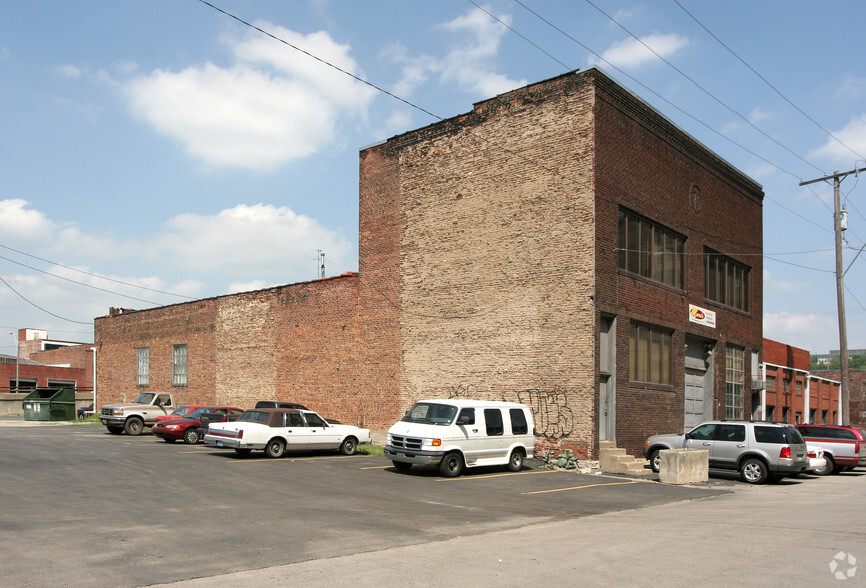 1316 St Louis Ave, Kansas City, MO for lease - Building Photo - Image 2 of 7