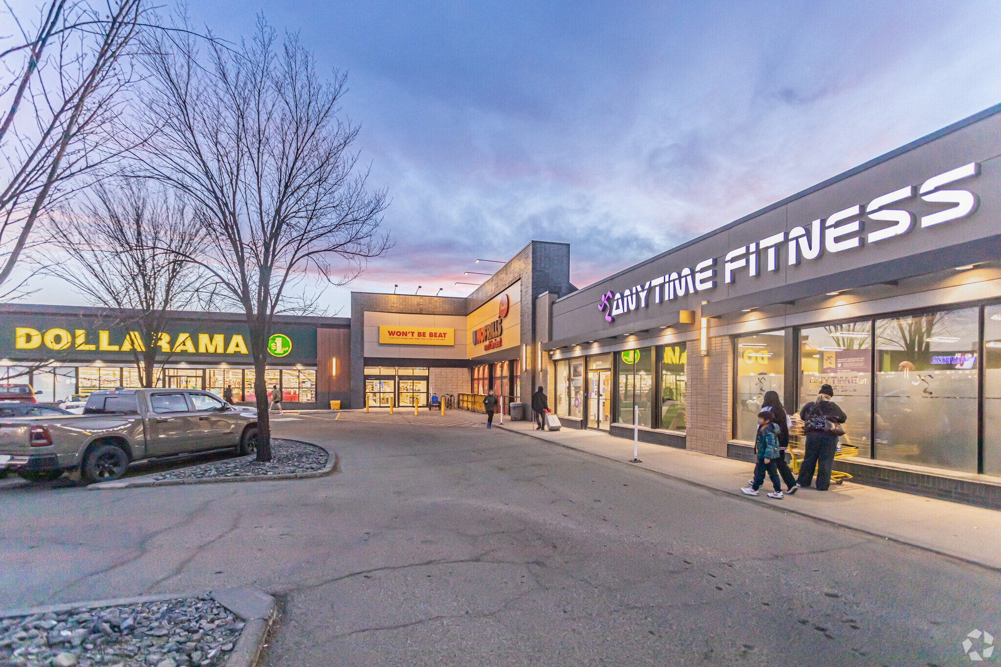 10429-10475 80 Av NW, Edmonton, AB for sale Primary Photo- Image 1 of 1