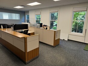 17 Old Kings Hwy S, Darien, CT for lease Interior Photo- Image 1 of 5