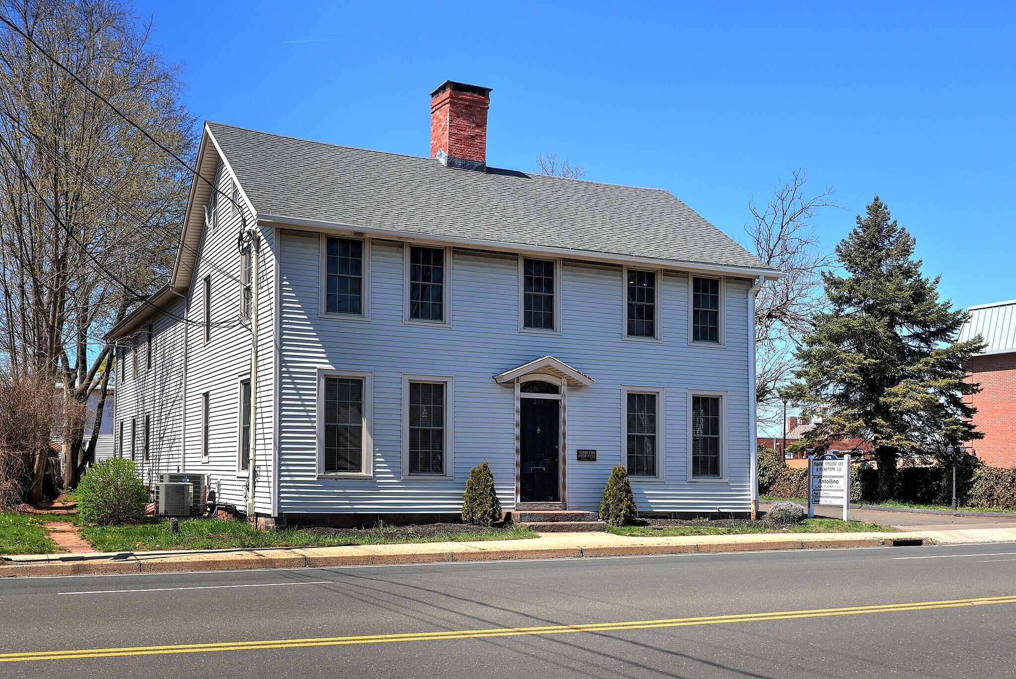 274 Hemingway Ave, East Haven, CT 06512 Office for Sale