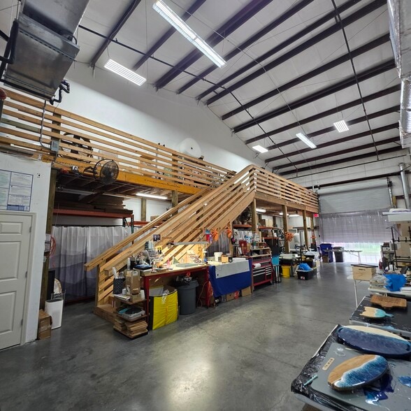 4532 McAshton St, Sarasota, FL for sale - Interior Photo - Image 3 of 6