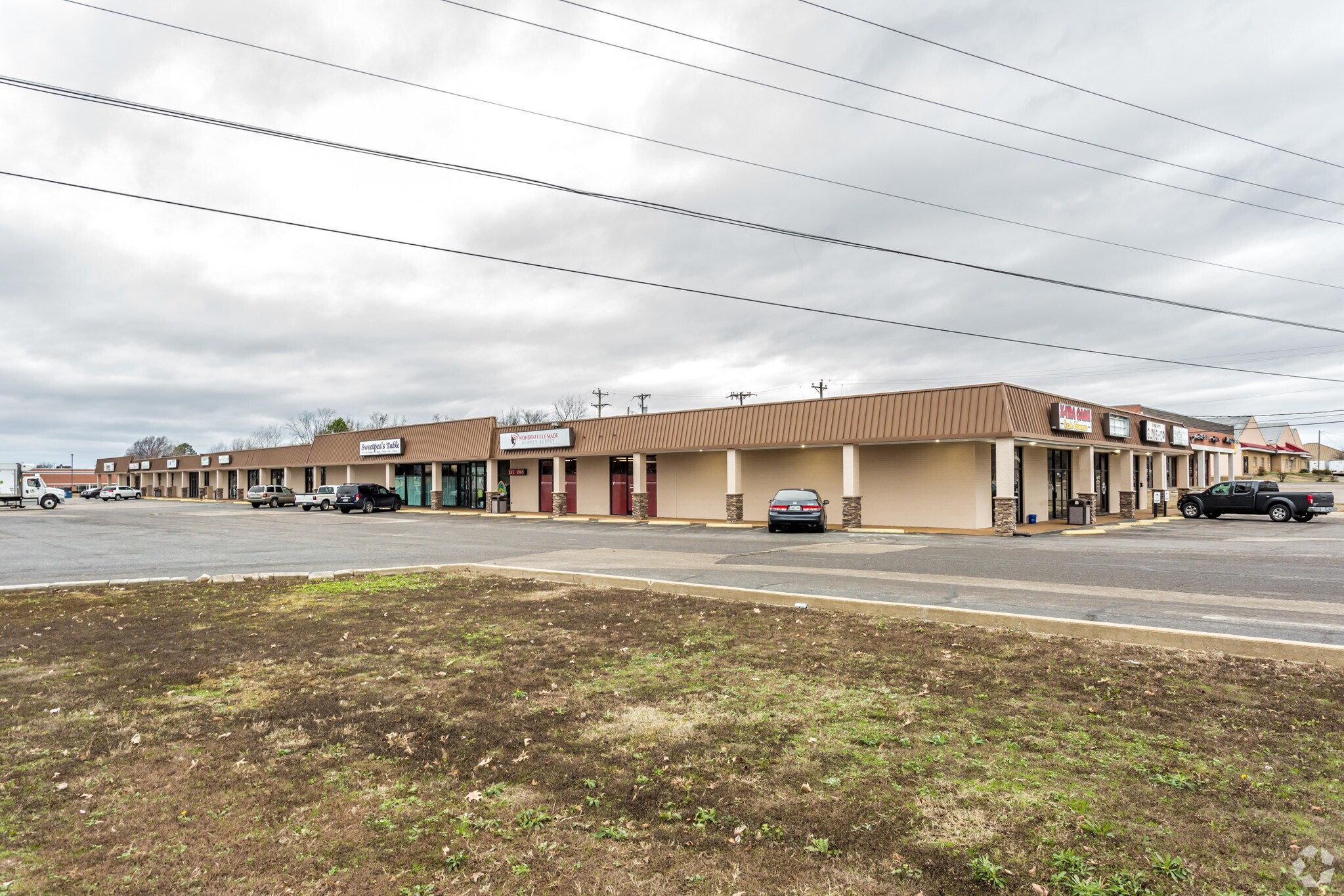 8920 Mid South Dr, Olive Branch, MS for sale Primary Photo- Image 1 of 1