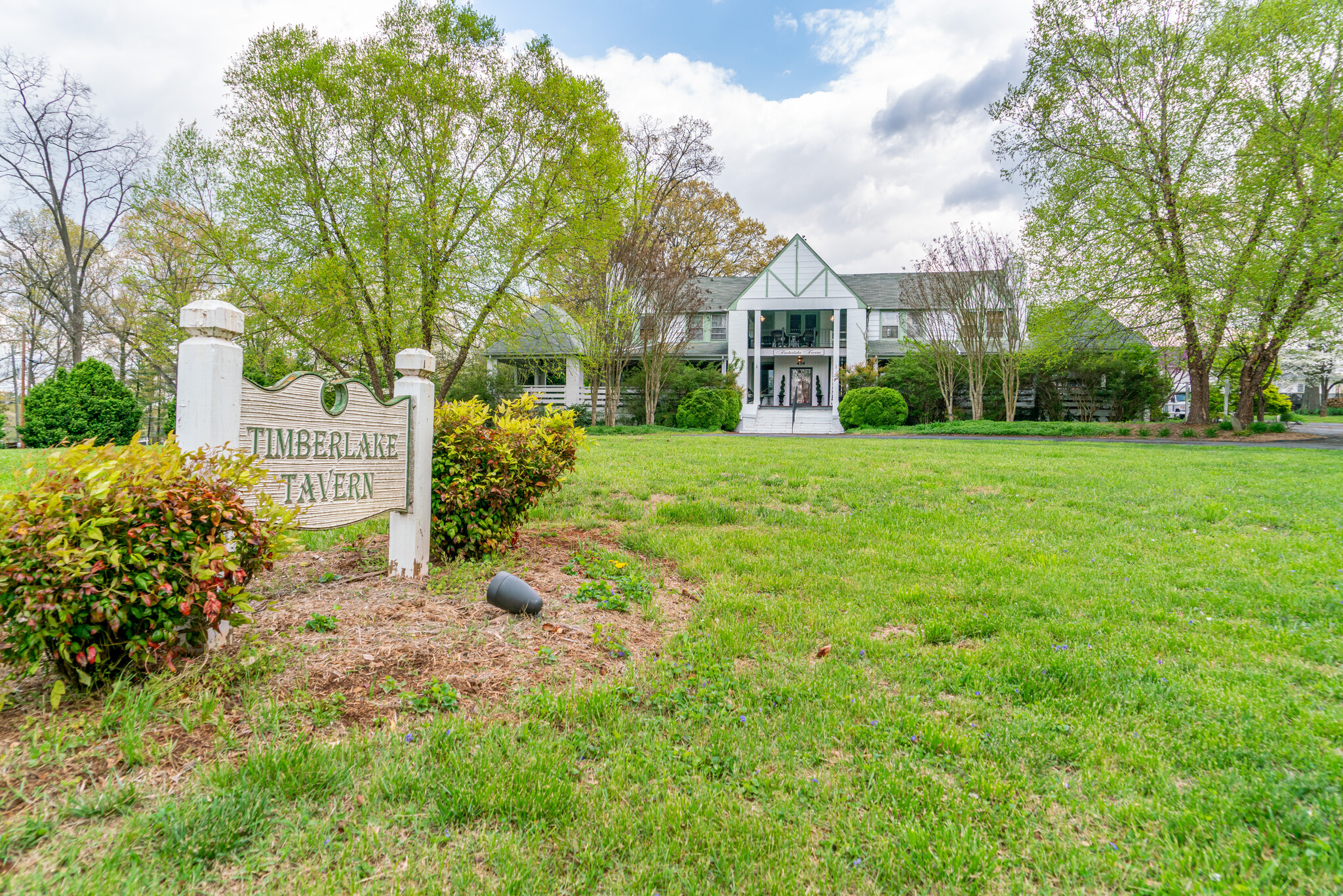 439 Timberlake Dr, Lynchburg, VA for sale Primary Photo- Image 1 of 1