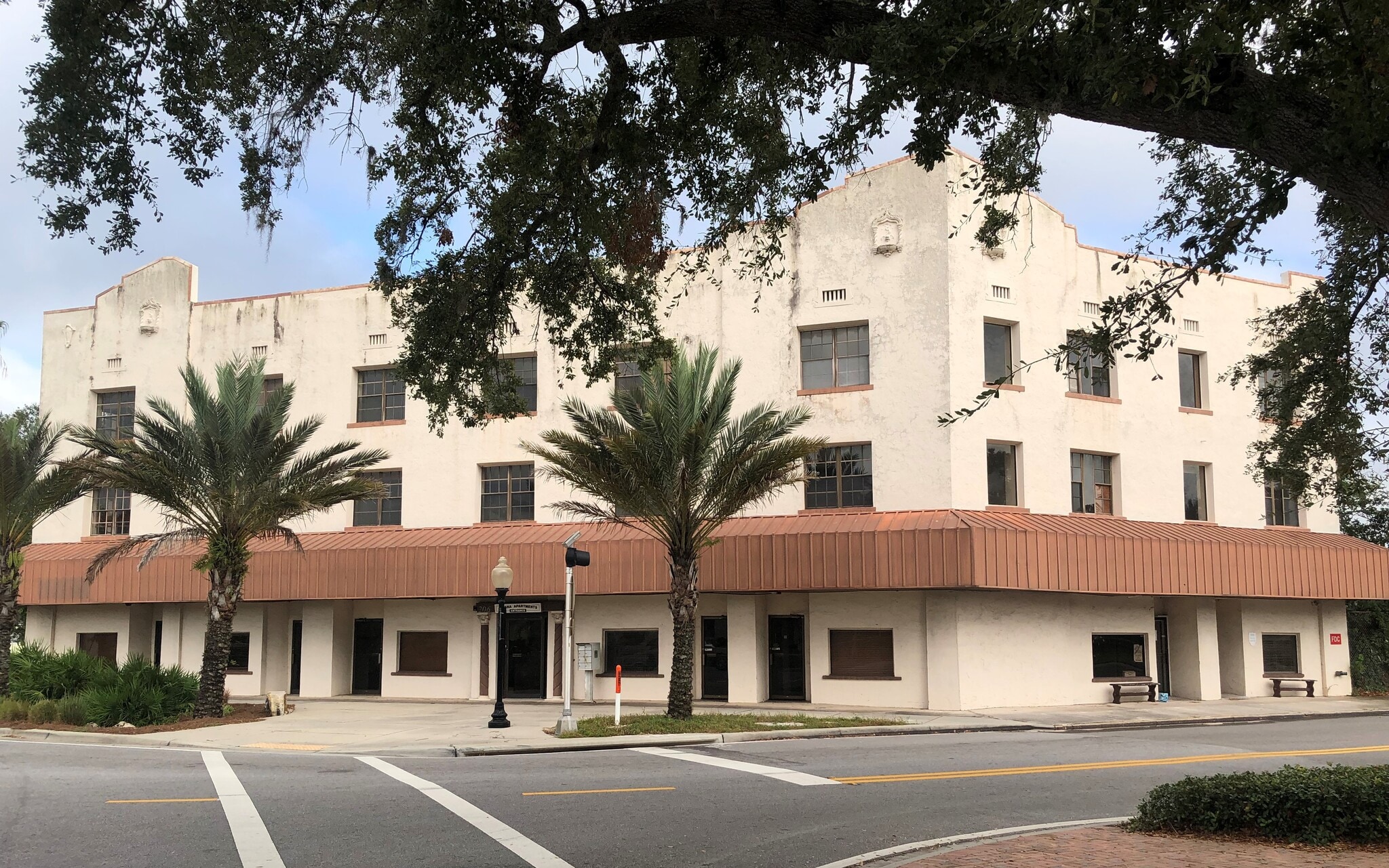 206 Pilaklakaha Ave, Auburndale, FL 33823