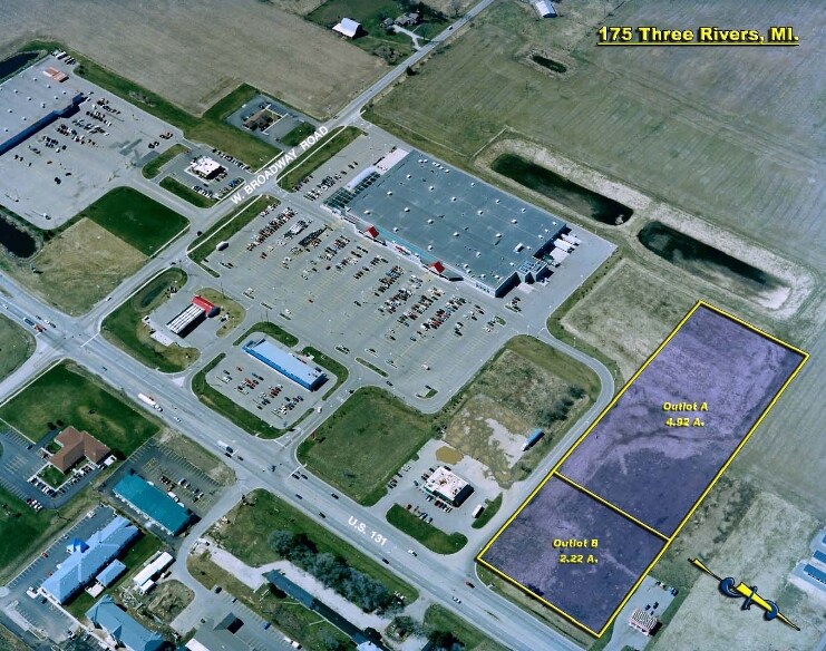 800 S US 131, Three Rivers, MI for sale - Primary Photo - Image 1 of 1