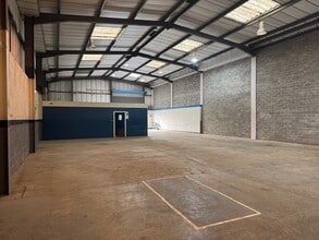 15-19 Houston Pl, Glasgow for lease Interior Photo- Image 2 of 3