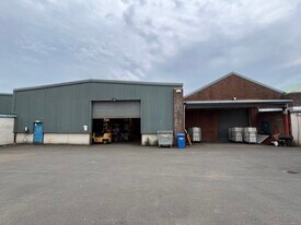 7 Kyle Rd, Irvine NAY - Warehouse