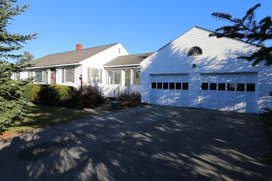17 Littleworth Rd, Dover, NH 03820
