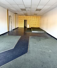 6011-6025 103rd St, Jacksonville, FL for lease Building Photo- Image 1 of 1