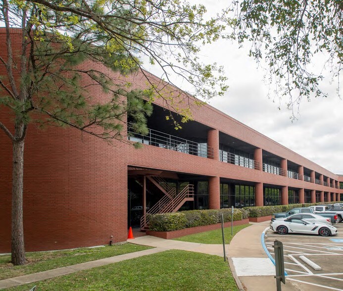 555 Gemini St, Houston, TX for sale - Primary Photo - Image 1 of 1