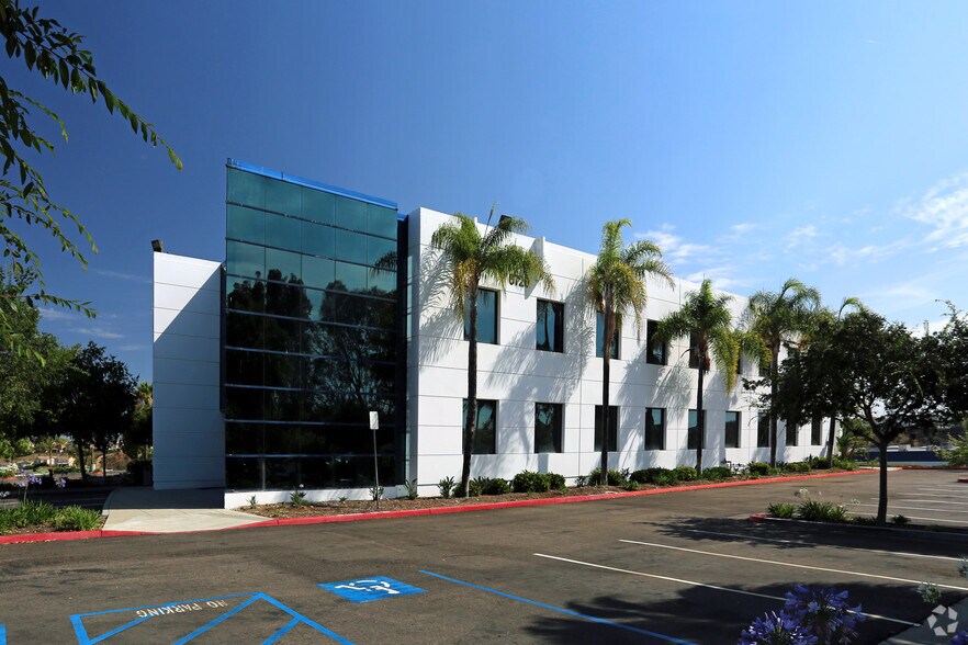 6720 Cobra Way, San Diego, CA for sale - Primary Photo - Image 1 of 1