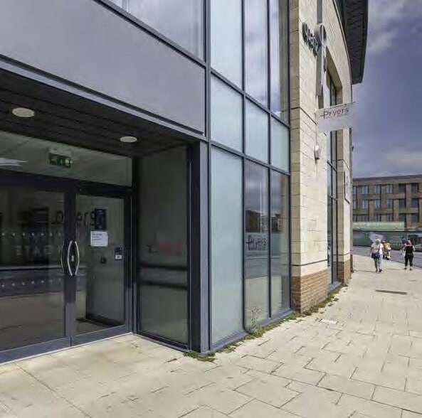 The Stonebow, York for lease - Building Photo - Image 2 of 2