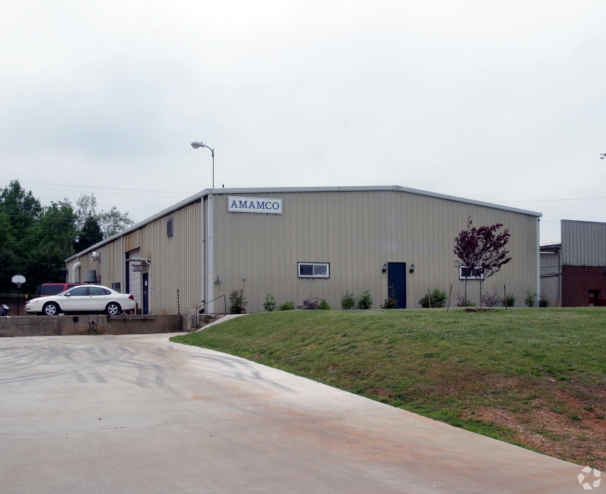 140 Lee Joyal Rd, Duncan, SC for sale Primary Photo- Image 1 of 1