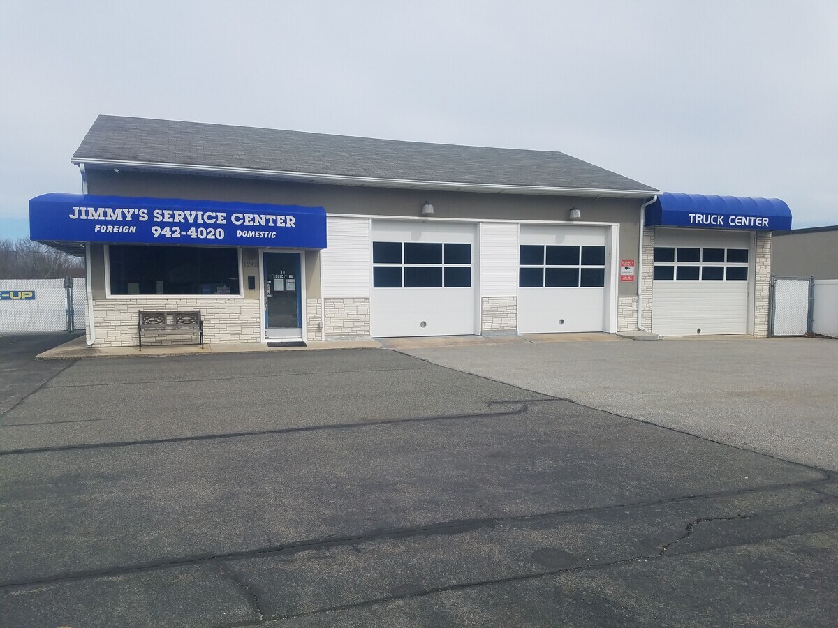 1243 Atwood Ave, Johnston, RI 02919