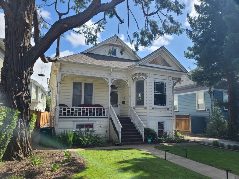 1369 C St, Hayward, CA for sale - Building Photo - Image 2 of 7