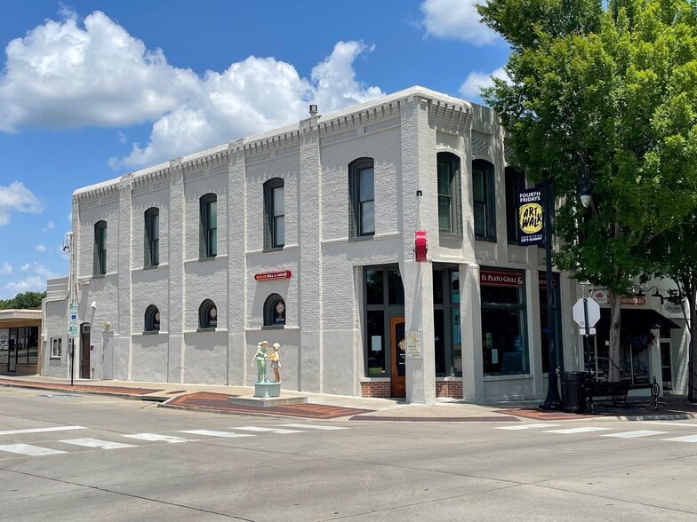 22 SW 3rd St, Lees Summit, MO 64063 | LoopNet