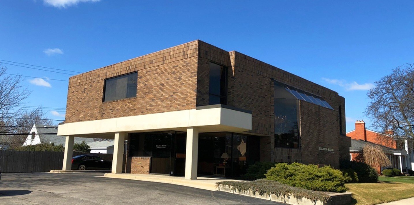 20480 Vernier Rd, Harper Woods, MI for sale Primary Photo- Image 1 of 1